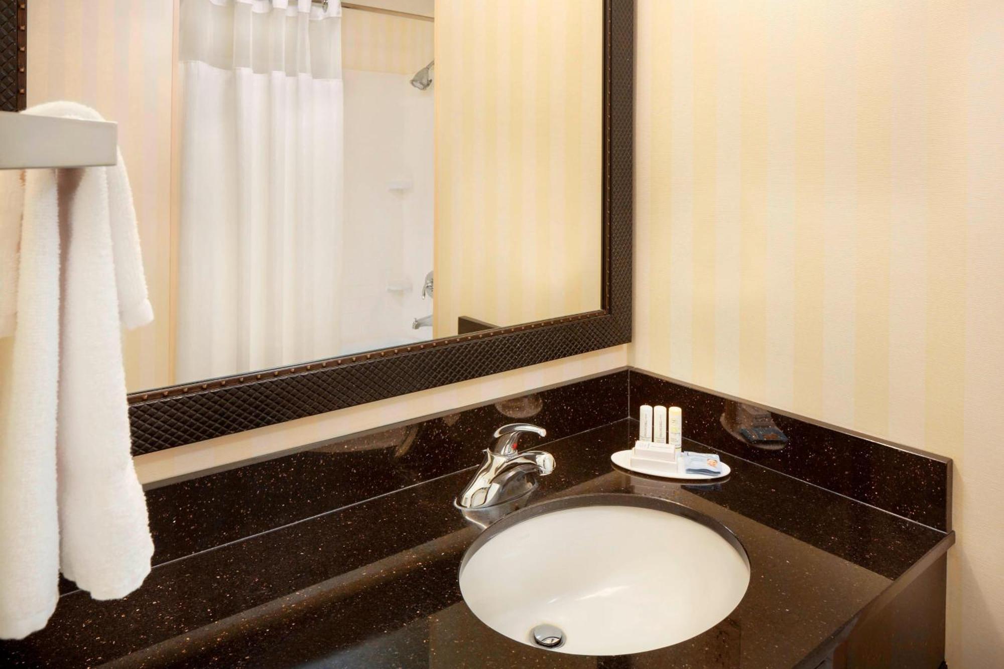 Fairfield Inn & Suites By Marriott Selma Kingsburg Ngoại thất bức ảnh